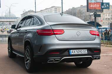 Позашляховик / Кросовер Mercedes-Benz GLE-Class 2015 в  фото 6 Позашляховик / Кросовер Mercedes-Benz GLE-Class 2015 в