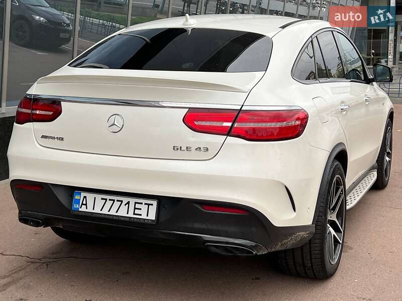 Позашляховик / Кросовер Mercedes-Benz GLE-Class 2017 в Києві фото 4 Позашляховик / Кросовер Mercedes-Benz GLE-Class 2017 в Києві