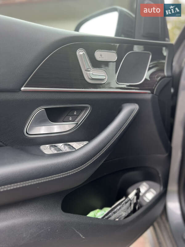 Внедорожник / Кроссовер Mercedes-Benz GLE-Class 2019 в Львове фото 7 Внедорожник / Кроссовер Mercedes-Benz GLE-Class 2019 в Львове