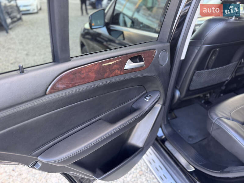 Внедорожник / Кроссовер Mercedes-Benz GLE-Class 2016 в Ивано-Франковске фото 37 Внедорожник / Кроссовер Mercedes-Benz GLE-Class 2016 в Ивано-Франковске