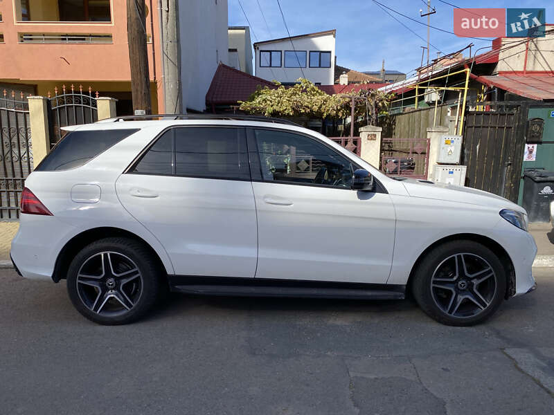 Позашляховик / Кросовер Mercedes-Benz GLE-Class 2017 в Одесі фото 3 Позашляховик / Кросовер Mercedes-Benz GLE-Class 2017 в Одесі