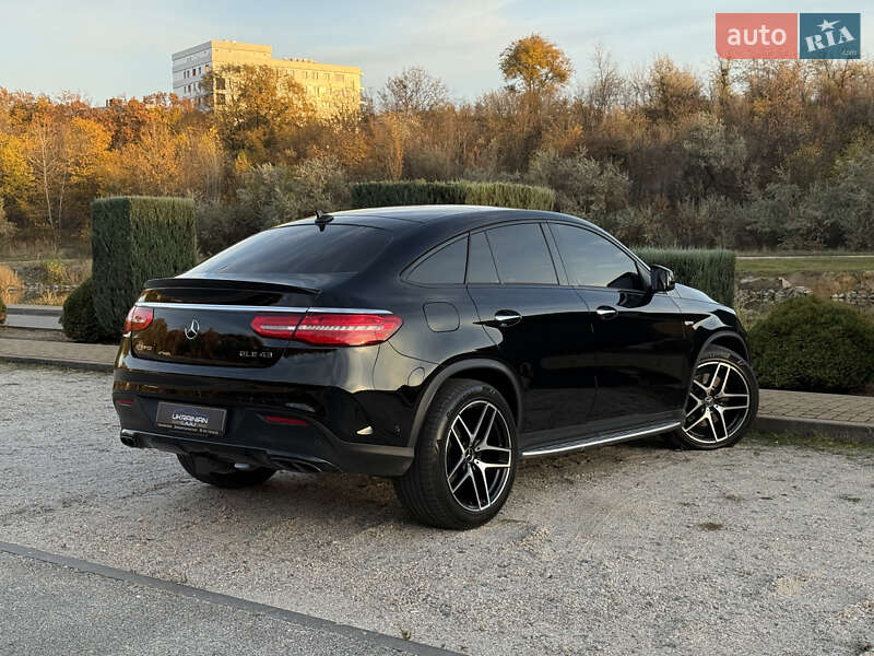Позашляховик / Кросовер Mercedes-Benz GLE-Class 2019 в Дніпрі