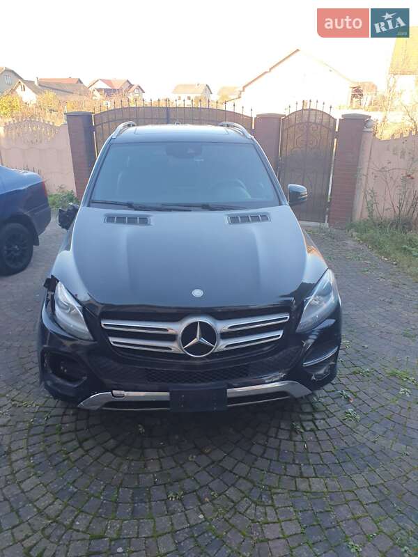 Внедорожник / Кроссовер Mercedes-Benz GLE-Class 2015 в Ивано-Франковске фото 4 Внедорожник / Кроссовер Mercedes-Benz GLE-Class 2015 в Ивано-Франковске