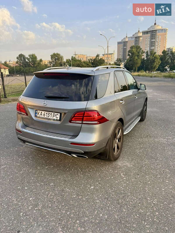 Позашляховик / Кросовер Mercedes-Benz GLE-Class 2015 в Києві фото 5 Позашляховик / Кросовер Mercedes-Benz GLE-Class 2015 в Києві