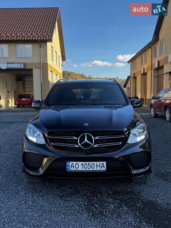 Внедорожник / Кроссовер Mercedes-Benz GLE-Class 2017 в Иршаве фото 2 Внедорожник / Кроссовер Mercedes-Benz GLE-Class 2017 в Иршаве