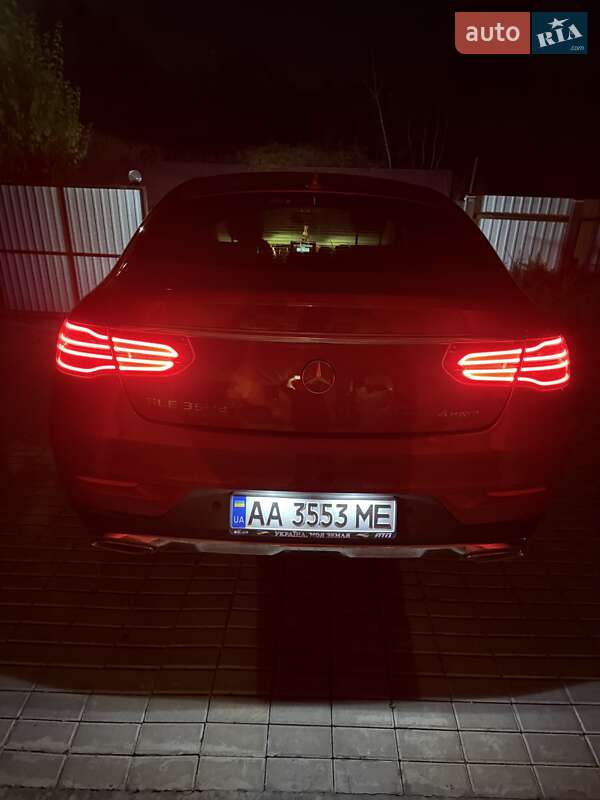 Внедорожник / Кроссовер Mercedes-Benz GLE-Class 2017 в Киеве