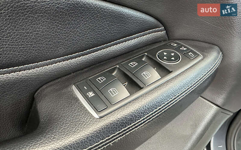 Позашляховик / Кросовер Mercedes-Benz GLE-Class 2015 в Львові фото 25 Позашляховик / Кросовер Mercedes-Benz GLE-Class 2015 в Львові