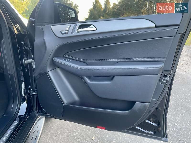 Позашляховик / Кросовер Mercedes-Benz GLE-Class 2016 в Києві