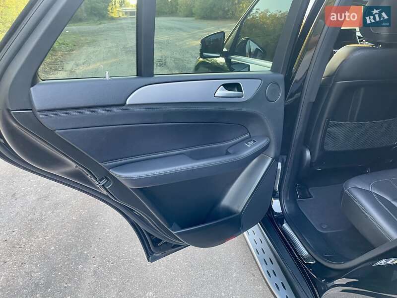 Позашляховик / Кросовер Mercedes-Benz GLE-Class 2016 в Києві