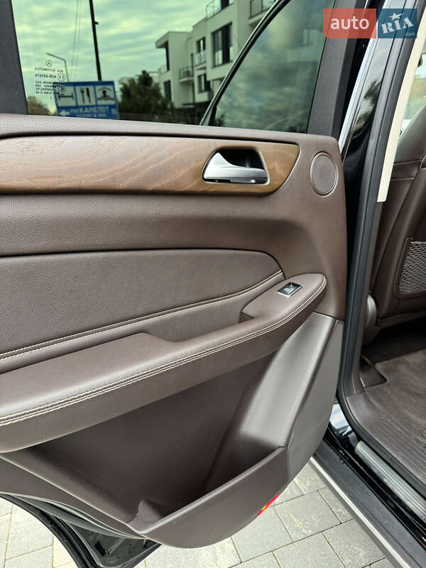 Позашляховик / Кросовер Mercedes-Benz GLE-Class 2017 в Ужгороді фото 31 Позашляховик / Кросовер Mercedes-Benz GLE-Class 2017 в Ужгороді