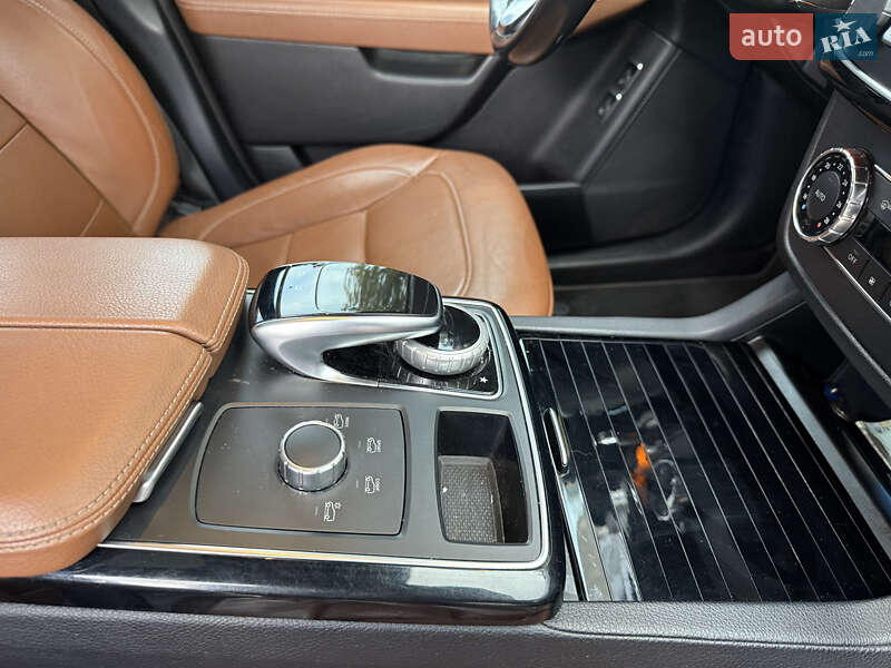 Внедорожник / Кроссовер Mercedes-Benz GLE-Class 2016 в Луцке фото 15 Внедорожник / Кроссовер Mercedes-Benz GLE-Class 2016 в Луцке