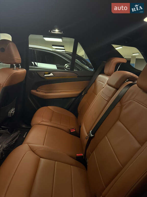 Внедорожник / Кроссовер Mercedes-Benz GLE-Class 2017 в Киеве