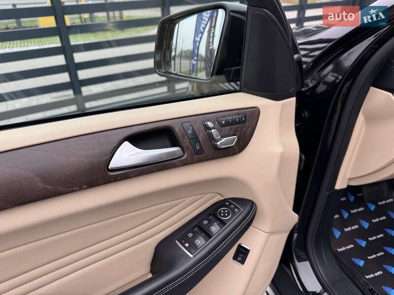 Внедорожник / Кроссовер Mercedes-Benz GLE-Class 2016 в Ровно