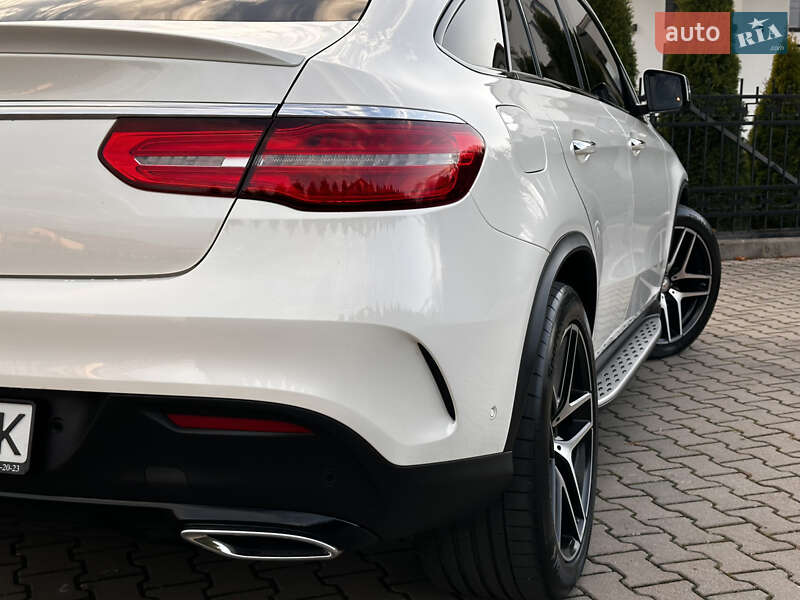 Внедорожник / Кроссовер Mercedes-Benz GLE-Class 2015 в Стрые