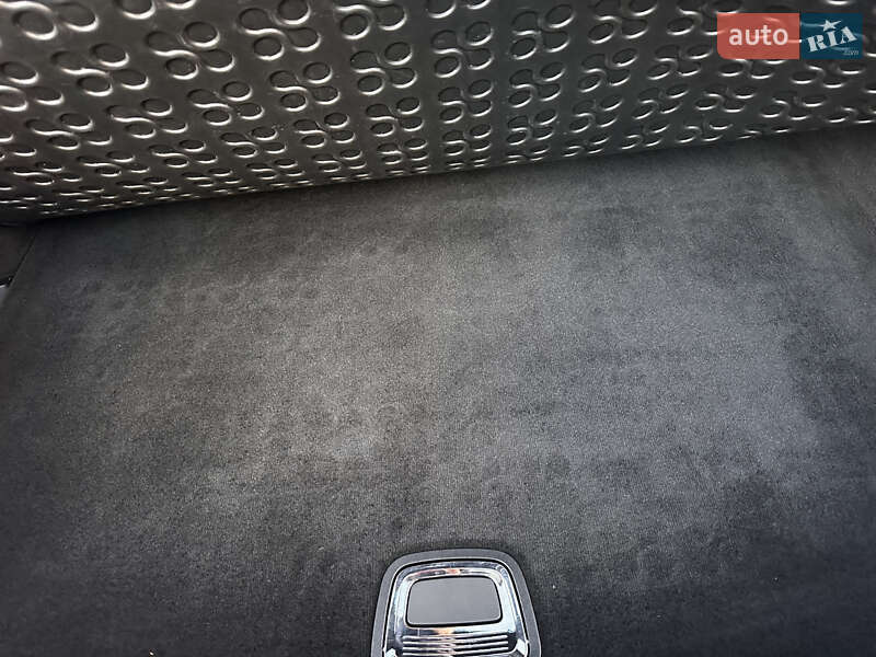 Внедорожник / Кроссовер Mercedes-Benz GLE-Class 2015 в Стрые