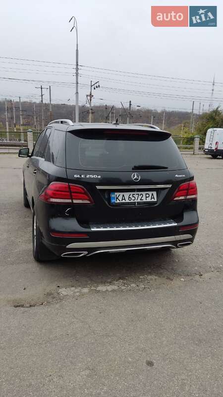 Внедорожник / Кроссовер Mercedes-Benz GLE-Class 2017 в Киеве