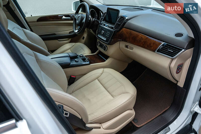 Внедорожник / Кроссовер Mercedes-Benz GLE-Class 2017 в Львове