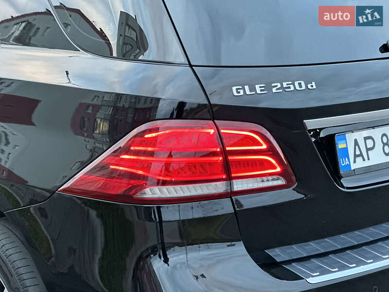 Позашляховик / Кросовер Mercedes-Benz GLE-Class 2016 в Вінниці фото 19 Позашляховик / Кросовер Mercedes-Benz GLE-Class 2016 в Вінниці
