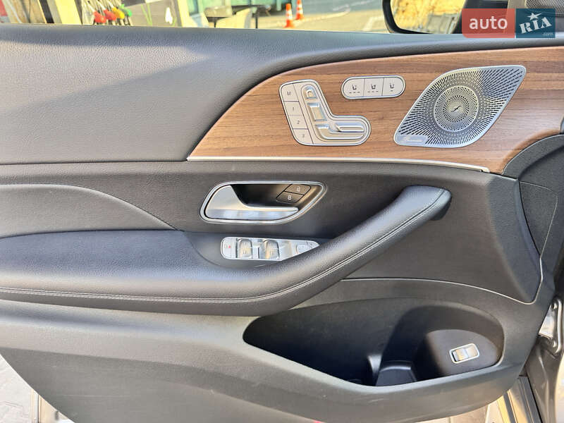 Позашляховик / Кросовер Mercedes-Benz GLE-Class 2019 в Києві фото 12 Позашляховик / Кросовер Mercedes-Benz GLE-Class 2019 в Києві