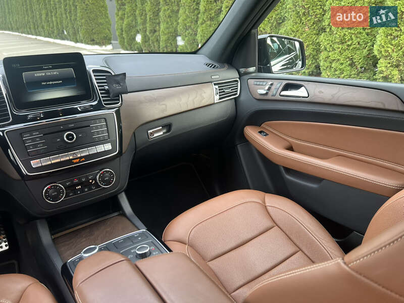 Позашляховик / Кросовер Mercedes-Benz GLE-Class 2017 в Києві фото 49 Позашляховик / Кросовер Mercedes-Benz GLE-Class 2017 в Києві