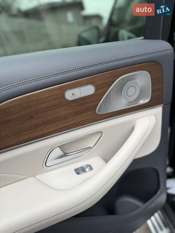 Позашляховик / Кросовер Mercedes-Benz GLE-Class 2019 в Києві фото 12 Позашляховик / Кросовер Mercedes-Benz GLE-Class 2019 в Києві