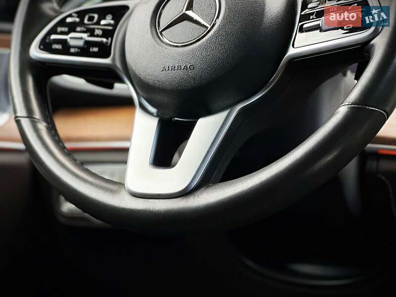 Позашляховик / Кросовер Mercedes-Benz GLE-Class 2019 в Києві фото 38 Позашляховик / Кросовер Mercedes-Benz GLE-Class 2019 в Києві