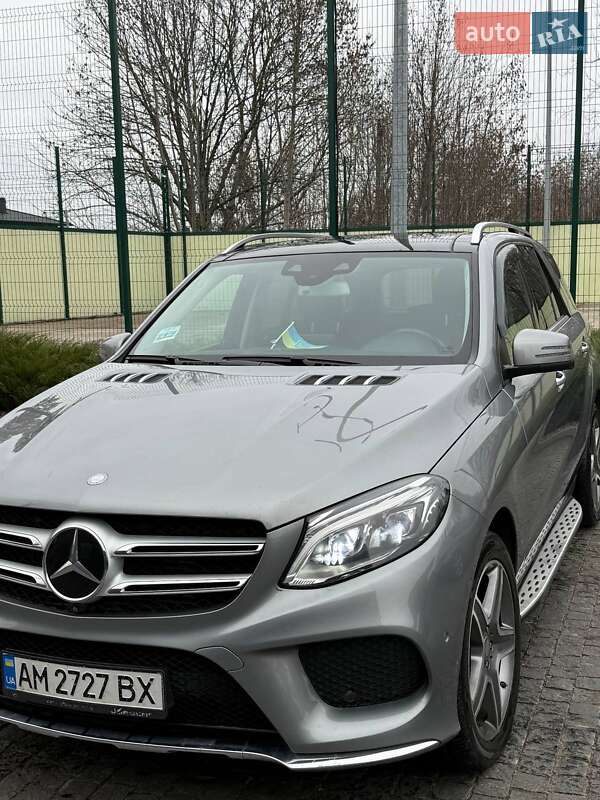 Внедорожник / Кроссовер Mercedes-Benz GLE-Class 2016 в Коростышеве фото 2 Внедорожник / Кроссовер Mercedes-Benz GLE-Class 2016 в Коростышеве