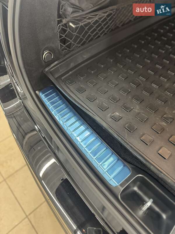 Внедорожник / Кроссовер Mercedes-Benz GLE-Class 2022 в Киеве