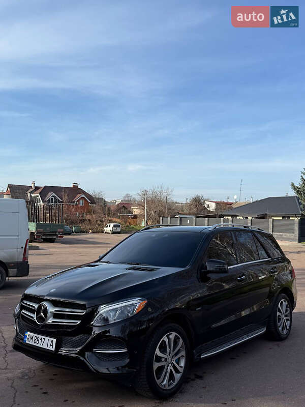 Внедорожник / Кроссовер Mercedes-Benz GLE-Class 2017 в Житомире