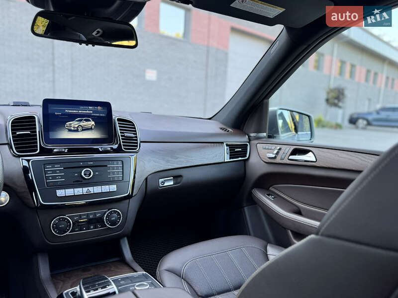 Позашляховик / Кросовер Mercedes-Benz GLE-Class 2016 в Рівному