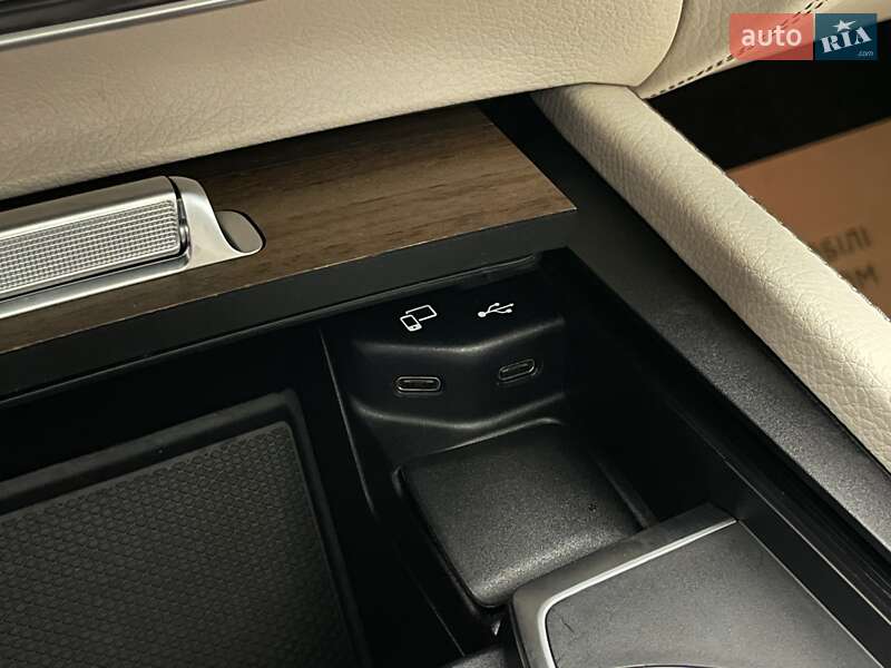 Внедорожник / Кроссовер Mercedes-Benz GLE-Class 2021 в Киеве