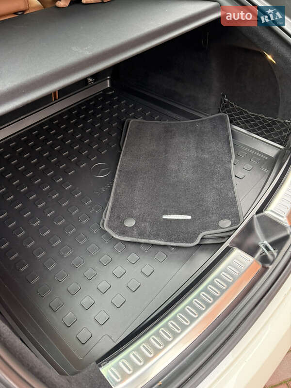 Позашляховик / Кросовер Mercedes-Benz GLE-Class 2018 в Києві