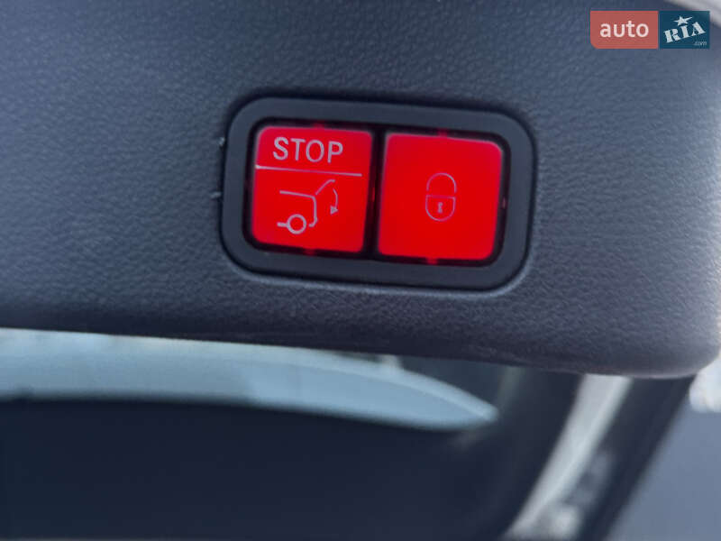 Внедорожник / Кроссовер Mercedes-Benz GLE-Class 2016 в Львове фото 27 Внедорожник / Кроссовер Mercedes-Benz GLE-Class 2016 в Львове