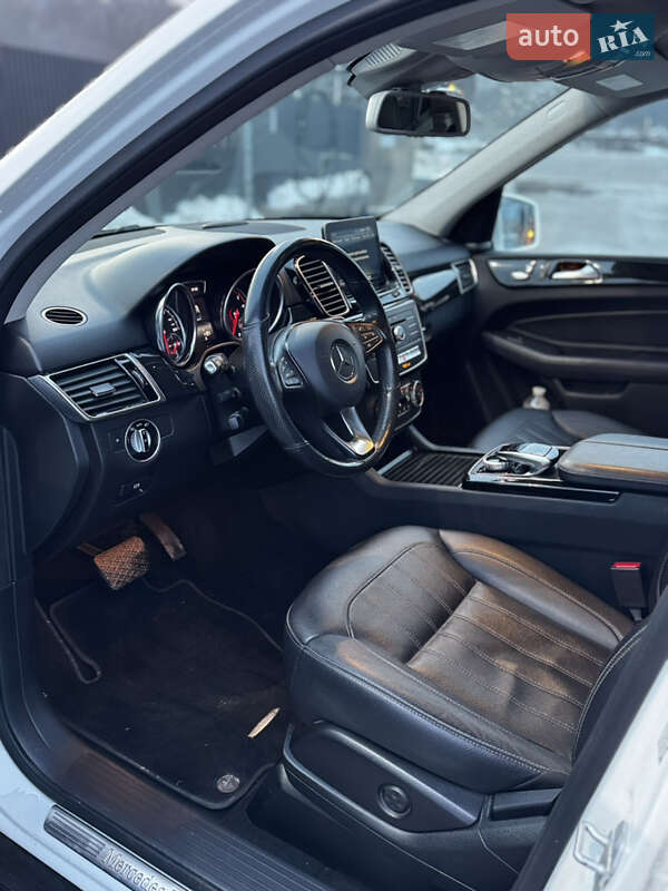 Внедорожник / Кроссовер Mercedes-Benz GLE-Class 2016 в Львове фото 35 Внедорожник / Кроссовер Mercedes-Benz GLE-Class 2016 в Львове