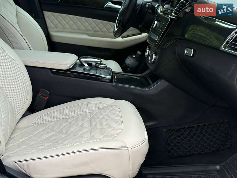 Внедорожник / Кроссовер Mercedes-Benz GLE-Class 2015 в Ровно