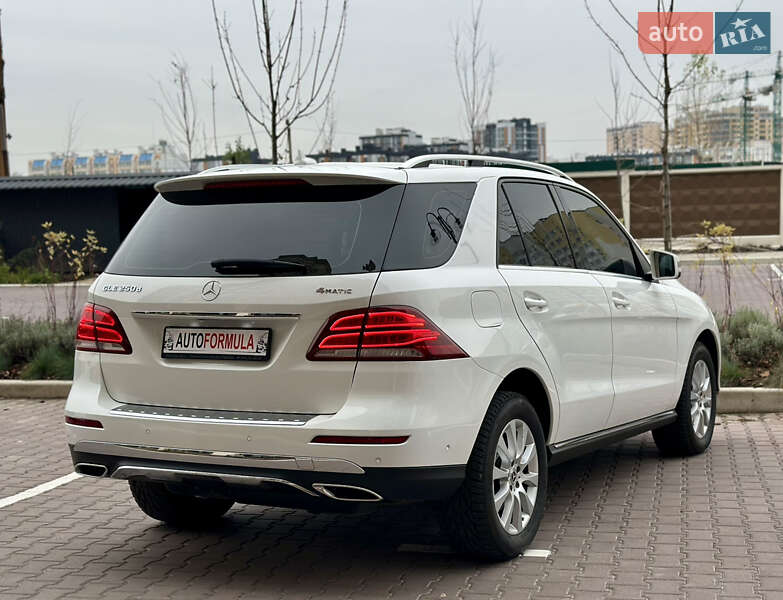 Позашляховик / Кросовер Mercedes-Benz GLE-Class 2017 в Києві фото 11 Позашляховик / Кросовер Mercedes-Benz GLE-Class 2017 в Києві