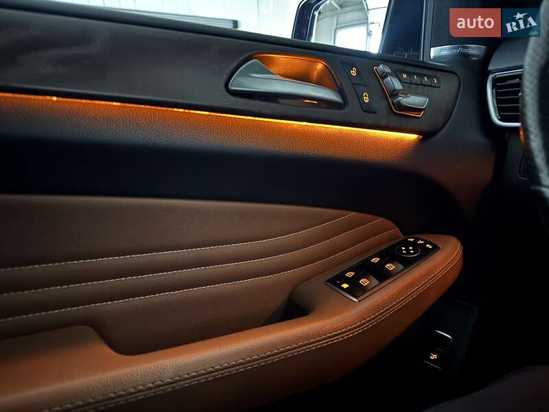 Позашляховик / Кросовер Mercedes-Benz GLE-Class 2015 в Тернополі фото 9 Позашляховик / Кросовер Mercedes-Benz GLE-Class 2015 в Тернополі