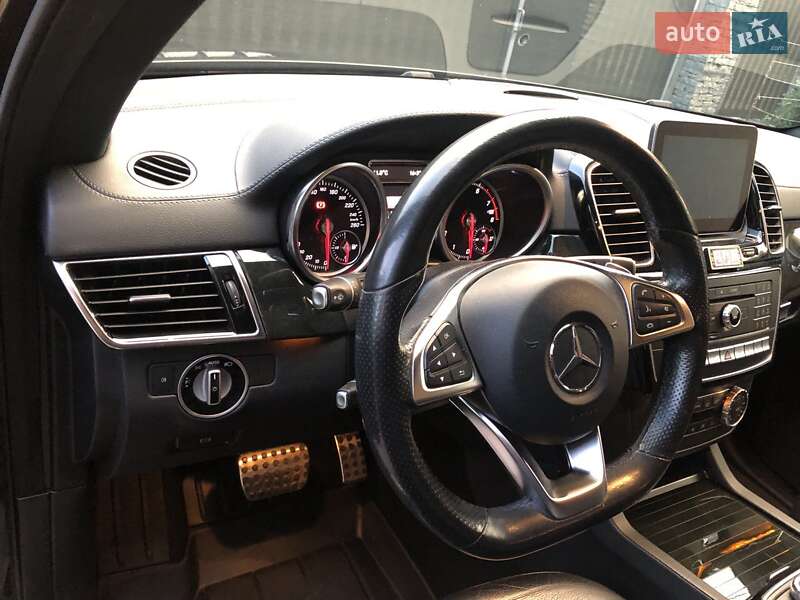 Внедорожник / Кроссовер Mercedes-Benz GLE-Class 2017 в Киеве фото 4 Внедорожник / Кроссовер Mercedes-Benz GLE-Class 2017 в Киеве