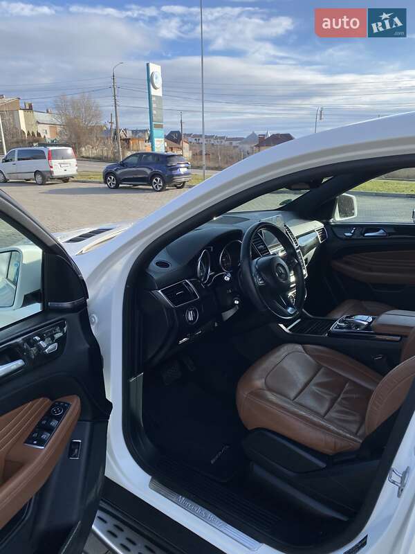 Позашляховик / Кросовер Mercedes-Benz GLE-Class 2015 в Чернівцях