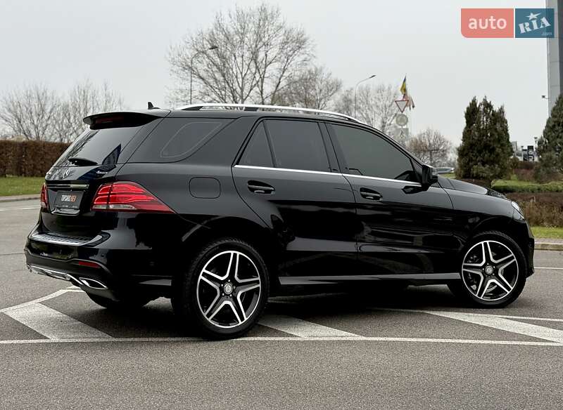 Позашляховик / Кросовер Mercedes-Benz GLE-Class 2017 в Києві фото 19 Позашляховик / Кросовер Mercedes-Benz GLE-Class 2017 в Києві