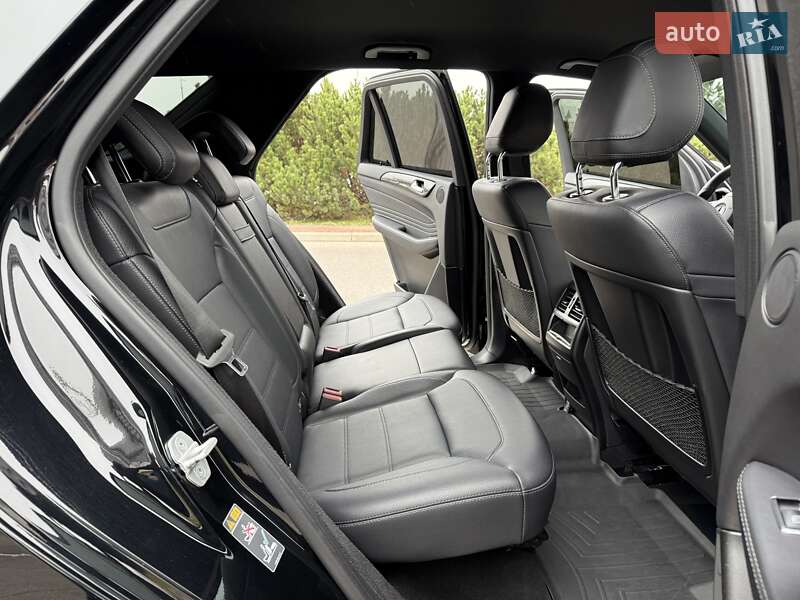 Позашляховик / Кросовер Mercedes-Benz GLE-Class 2017 в Києві фото 36 Позашляховик / Кросовер Mercedes-Benz GLE-Class 2017 в Києві