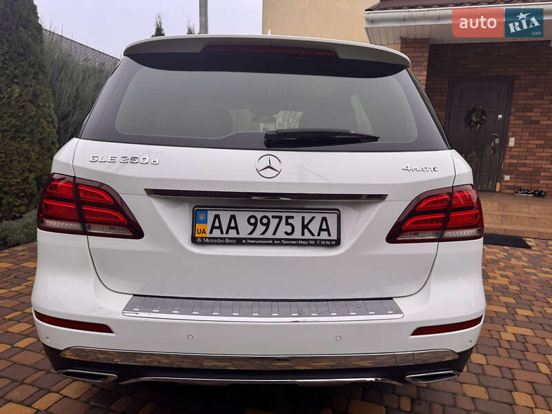 Позашляховик / Кросовер Mercedes-Benz GLE-Class 2017 в Києві фото 7 Позашляховик / Кросовер Mercedes-Benz GLE-Class 2017 в Києві