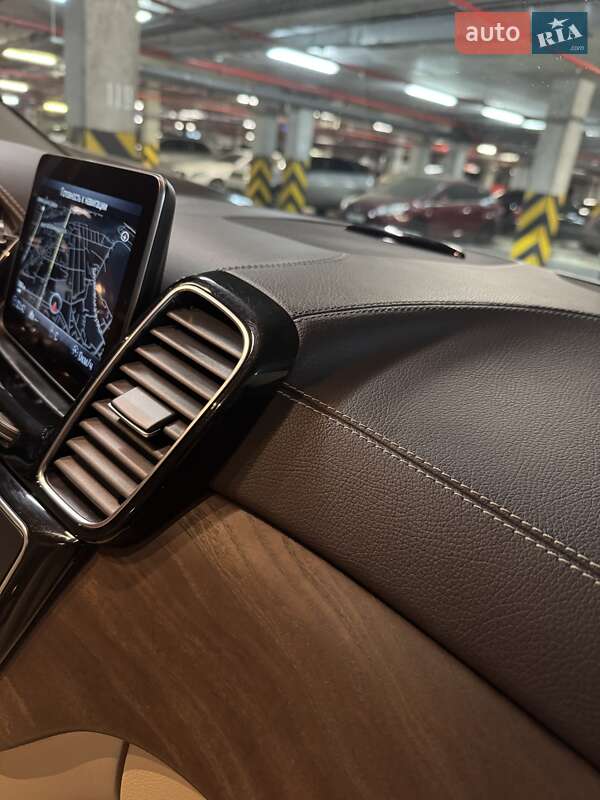 Позашляховик / Кросовер Mercedes-Benz GLE-Class 2018 в Києві