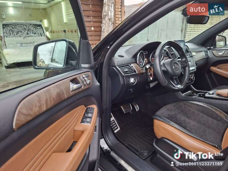 Внедорожник / Кроссовер Mercedes-Benz GLE-Class 2015 в Врадиевке фото 12 Внедорожник / Кроссовер Mercedes-Benz GLE-Class 2015 в Врадиевке