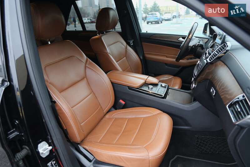 Позашляховик / Кросовер Mercedes-Benz GLE-Class 2017 в Києві