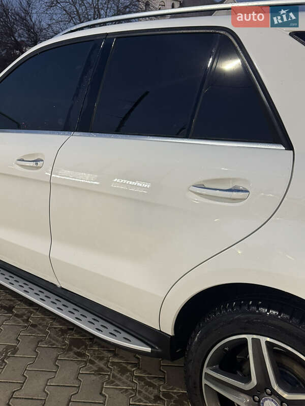 Внедорожник / Кроссовер Mercedes-Benz GLE-Class 2016 в Белой Церкви фото 12 Внедорожник / Кроссовер Mercedes-Benz GLE-Class 2016 в Белой Церкви