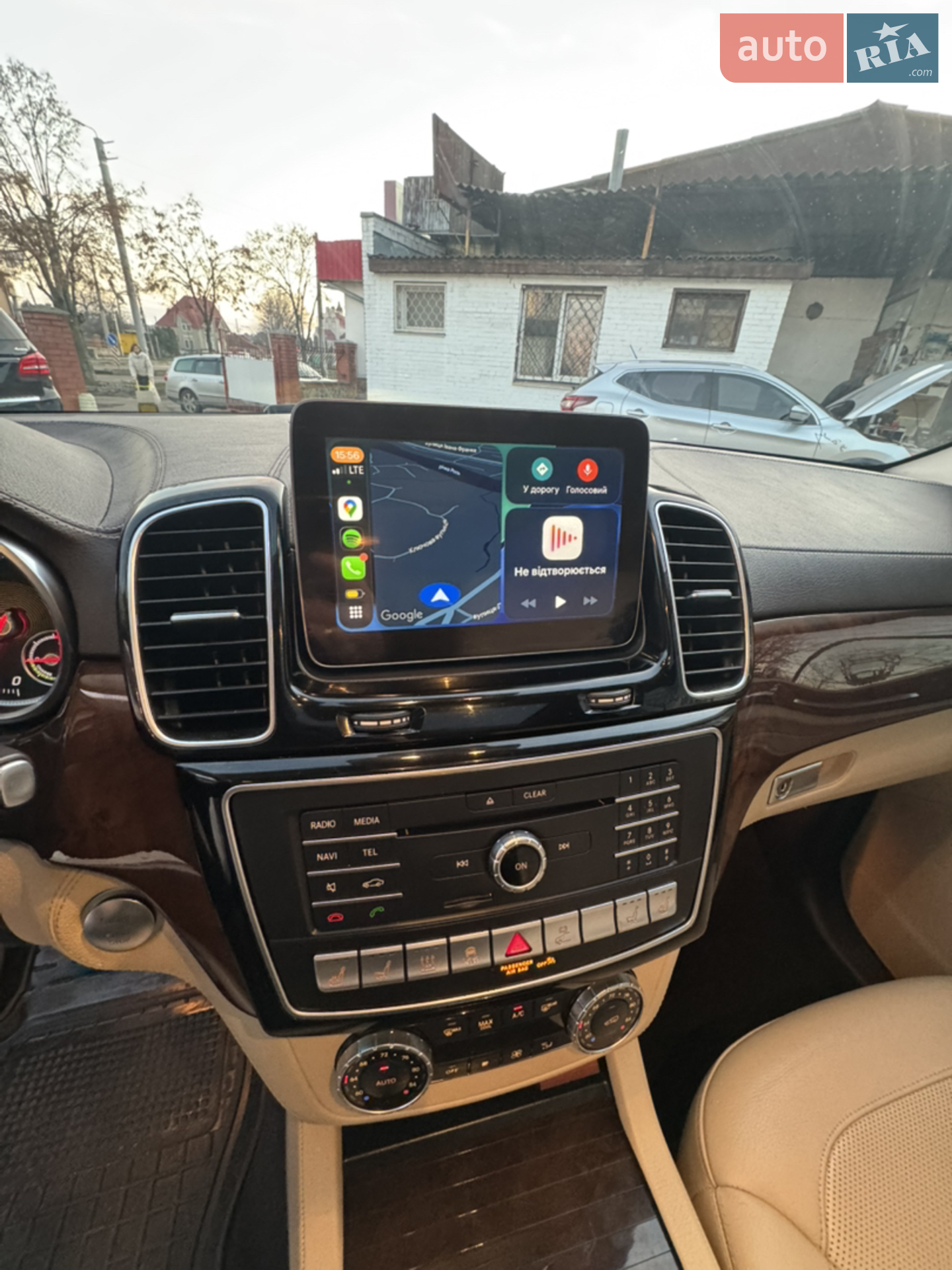 2016 Mercedes-Benz GLE - мініатюра 35