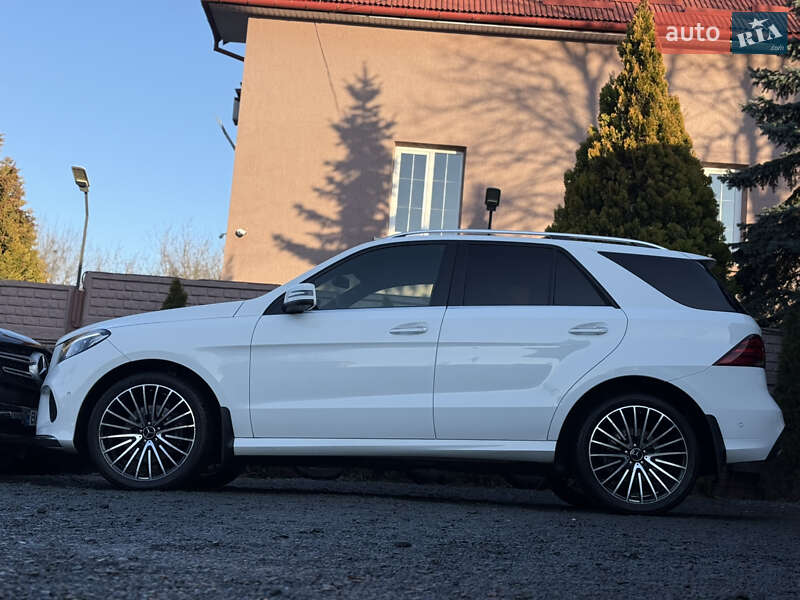 Внедорожник / Кроссовер Mercedes-Benz GLE-Class 2016 в Львове