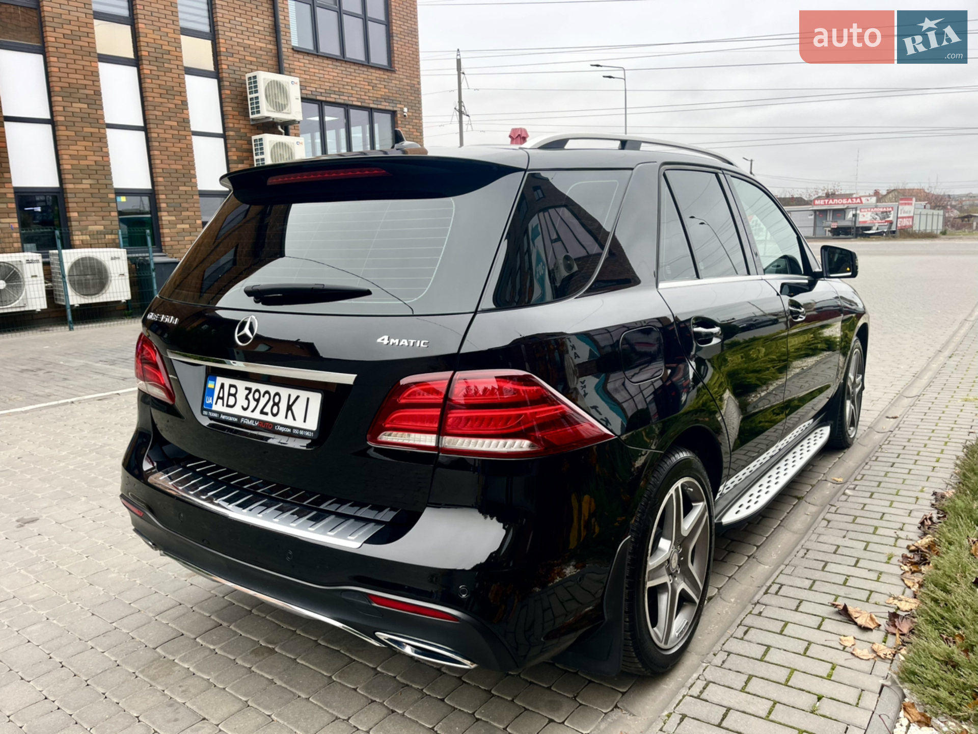 2017 Mercedes-Benz GLE - мініатюра 15