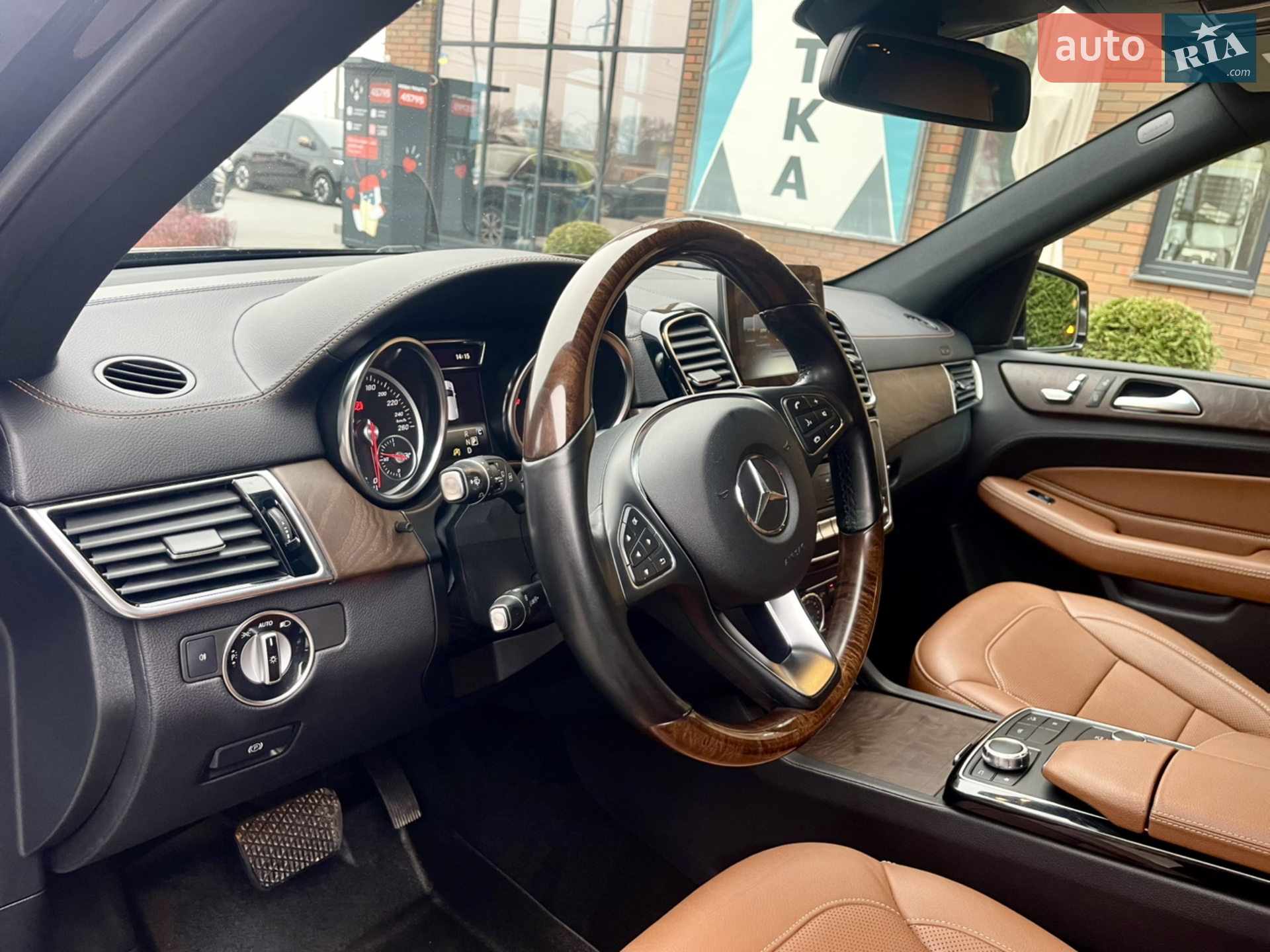 2017 Mercedes-Benz GLE - мініатюра 22